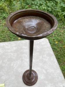 lot 419 image: Vintage Ash Tray Stand