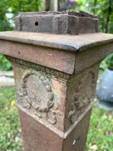 lot 426 image: Vintage Metal Ornate Pillar