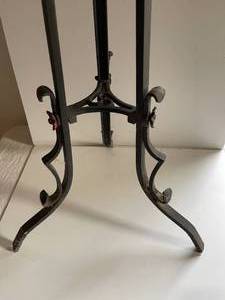 lot 446 image: Black Metal Plant Stand