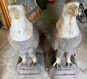 lot 445 image: WOW Pair of White Eagle Gas Advertising Cast Iron Eagle Statues