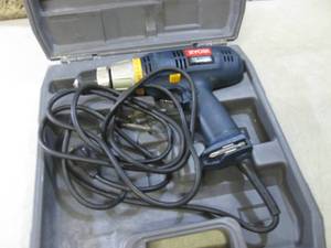 lot 19 image: (F-2) Ryobi The Clutch Driver Elect...