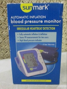 lot 23 image: (CS) Sunmark Automatic Inflation Bl...