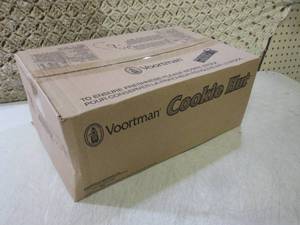 lot 250 image: (B-4) 11.09 Pounds of Assorted Fest...