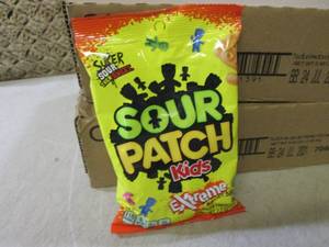 lot 261 image: (C-1) 24 Bags Sour Patch Kids Extre...