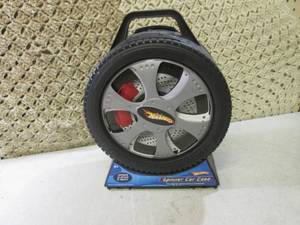 lot 39 image: (FS) Hot Wheels Spinner Car Case Ha...