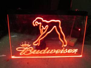 lot 67 image: (CS) Clear Lightup Budweiser Sign W...