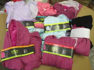 lot 151 image: (RMT) Large Box Full of Assorted Si...