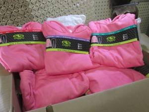 lot 153 image: (D-4) Large Box Full of Assorted Si...