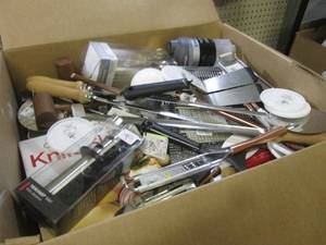 lot 163 image: (A-2) Big Box Full of Assorted Kitc...