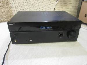 lot 296 image: (RM5) Sony Multi-Channel AV Receive...