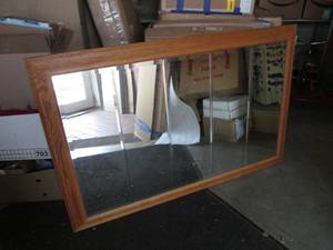 lot 194 image: (RMWS) Large 5 Pane Oak Beveled Mir...