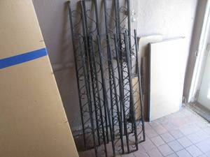 lot 200 image: (CLR) 8 Metal Trim Decor or Project...