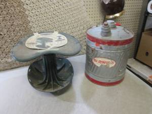 lot 202 image: (A-1T) Vintage Old Ironsides Gas Ca...