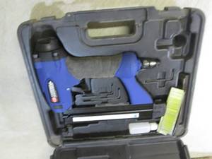 lot 203 image: (F-1) Campbell Hausfeld Brad Nailer...