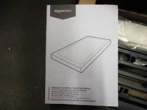 Amazon Basics Mattress Foundation S...