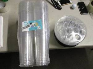 96 Plastic Cups with Lids and Plast...