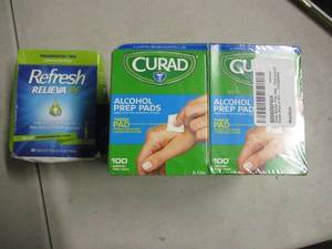 400 Curad Alcohol Prep Pads and 30 ...