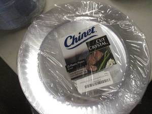 75 Chinet Clear Plastic Plates ret...