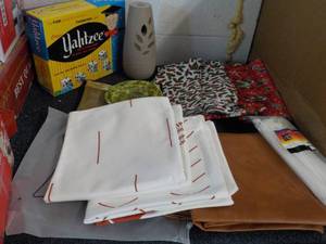 Material, Pillow Cases, Artificial ...