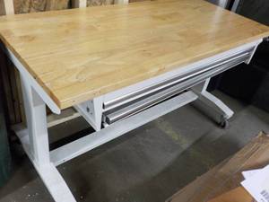 Table on Wheels 52 x 24 x 29...