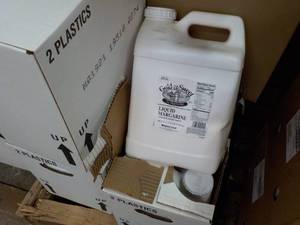2 - 17.5 Jugs Goldn Sweet Liquid ...