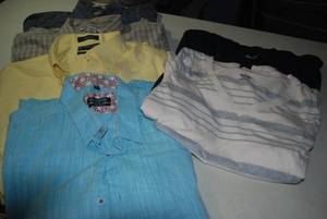 6 mens 2X, 4 button up, 2 t shirts,...