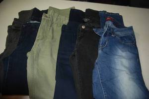 6 pair of jeans size 7...