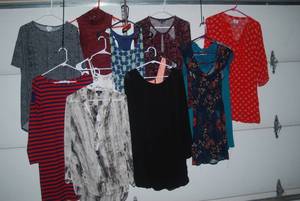 12 dresses size XS...