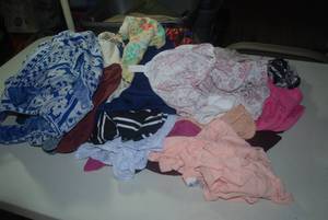 25 tops size XL...