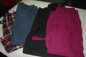 25 tops and 4 comfy pants size Larg...