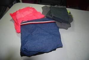 7 pair comfy pants size Medium...