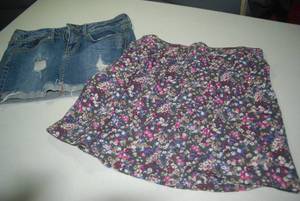 2 skirts size Medium...