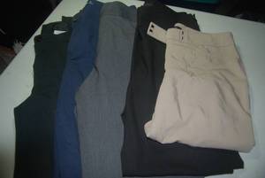 4 pair dress 1 capri size 8...