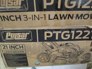 lot 15 image: Pulsar 21 inch Lawn Mower, has comp...