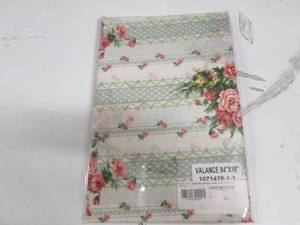 lot 73 image: Cottage Rose valance, 84 x 16 ...