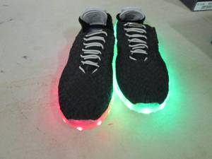 lot 148 image: Zee Alexis Light up chargable shoes...