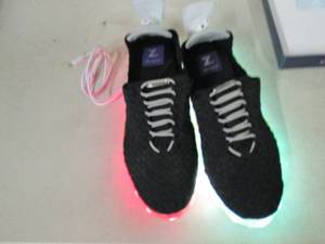 lot 159 image: Zee Alexis Light up chargable shoes...
