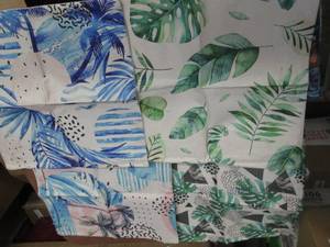 4- 18x18 inch Patterned Pillow Cove...