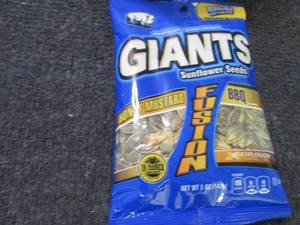10-5 oz Giants Fusion Sunflower See...