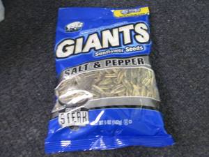 10-5 oz Giants Salt & Pepper Sunflo...