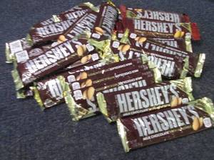 25 Hersheys with Almonds Bars...