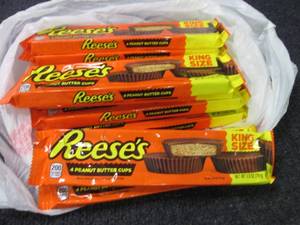 12 Reeses King Size...