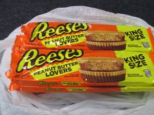 12 Reeses Peanut Butter Lovers King...