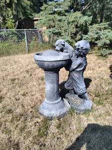 lot 303 image: Outdoor Yard ArtFountian