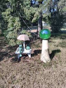 lot 304 image: Outdoor Yard Art