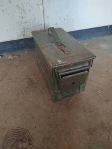 lot 324 image: Ammobox With Jumper Cables