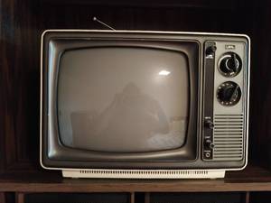 lot 13 image: Vintage Sears 12 TV