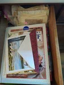 lot 80 image: Contents of Kitchen Cabinets-lowers