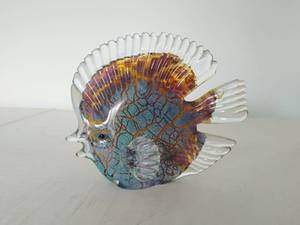 lot 109 image: Glass Fish Art Dcor