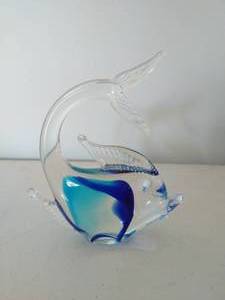 lot 121 image: Glass Fish Art Dcor